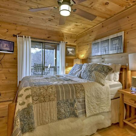 Villa Talking Leaves Hot Tub Firepit And Comfy King Beds Ellijay Exterior foto
