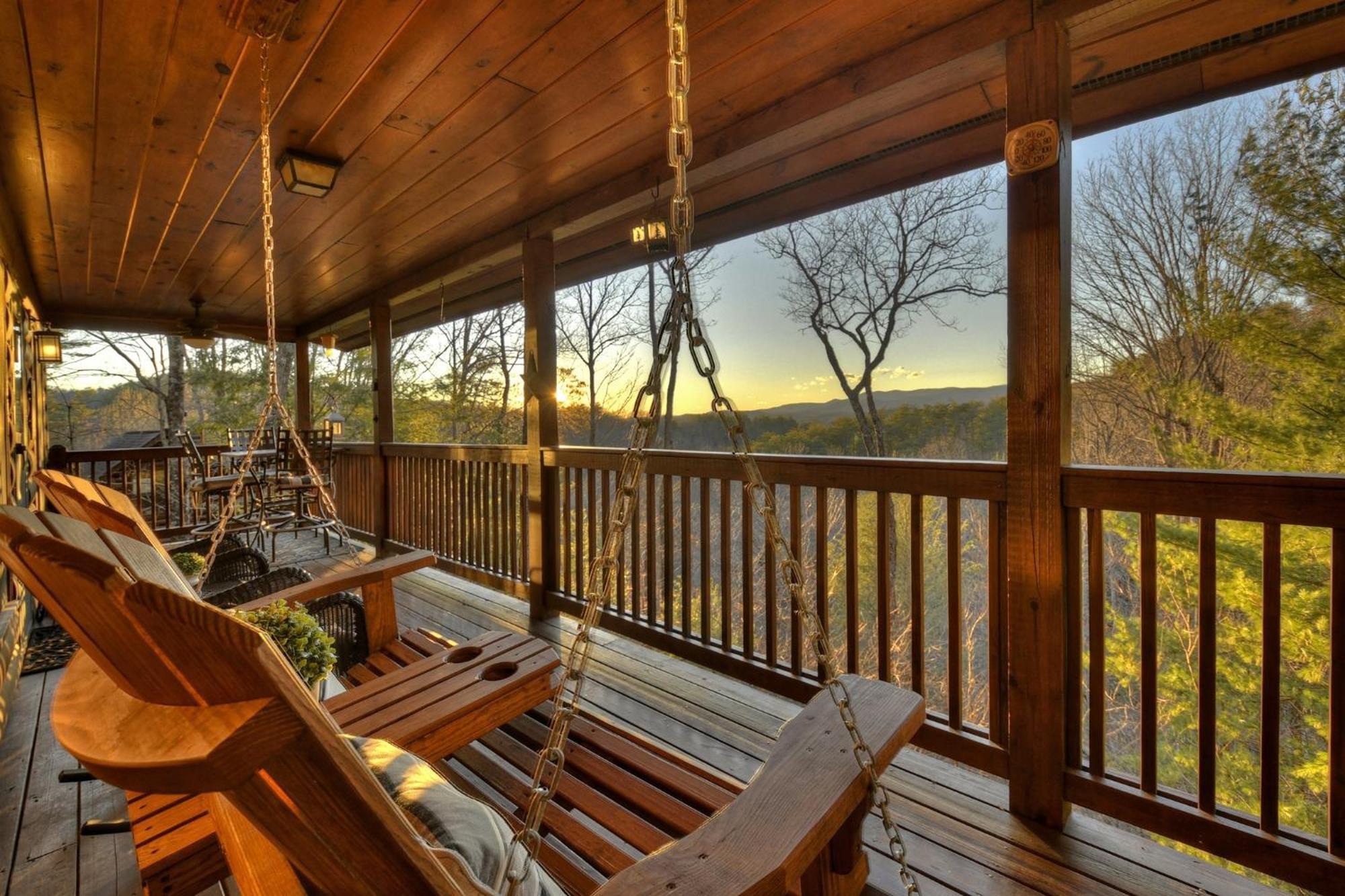 Villa Talking Leaves Hot Tub Firepit And Comfy King Beds Ellijay Exterior foto