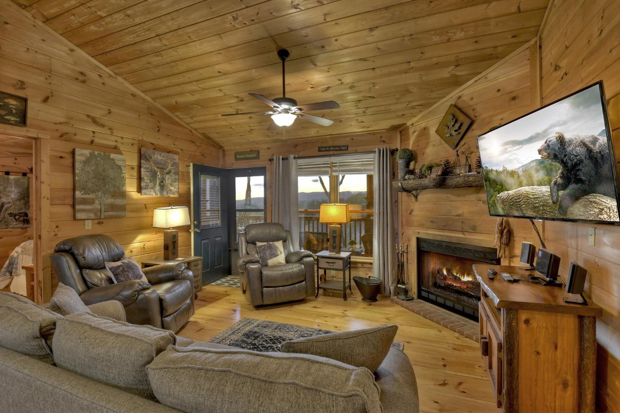 Villa Talking Leaves Hot Tub Firepit And Comfy King Beds Ellijay Exterior foto