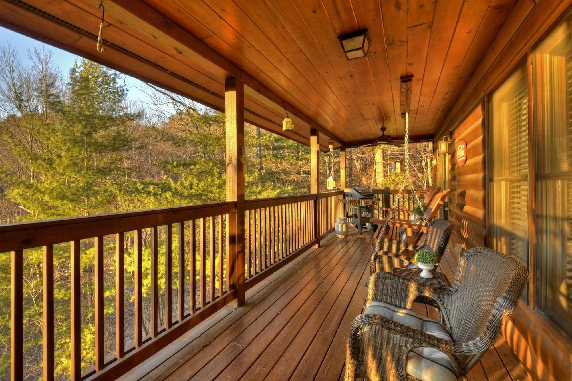 Villa Talking Leaves Hot Tub Firepit And Comfy King Beds Ellijay Exterior foto